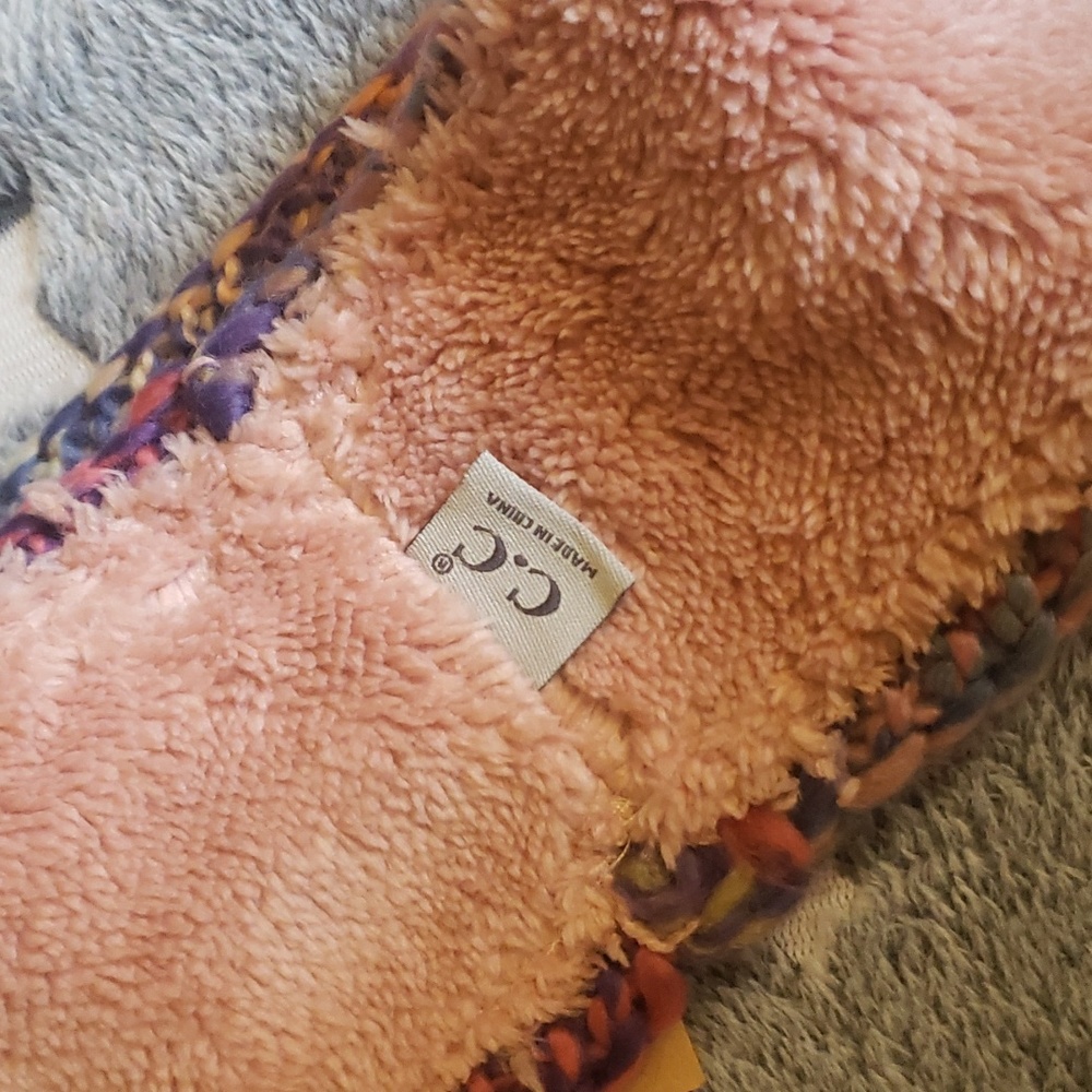 3/$25 C.C Beanie Fuzzy Lined Multi Color C.C Head Wrap (Headband) - Picture 8 of 10